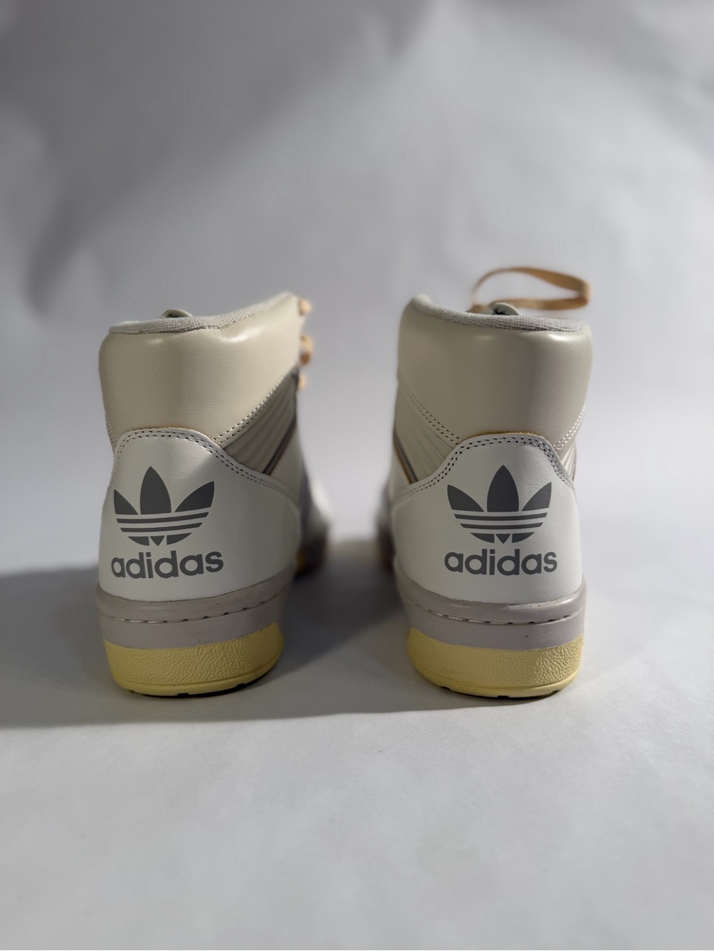 Adidas Rivalry Hi 10M - Picture 2 of 6